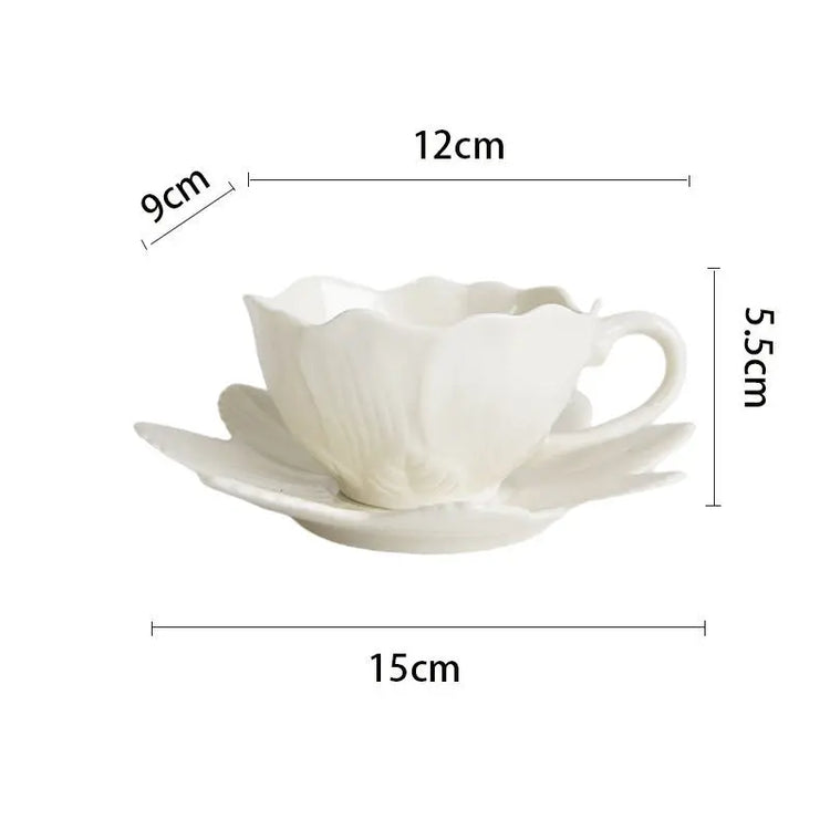 "Daisy Delight" Saucer